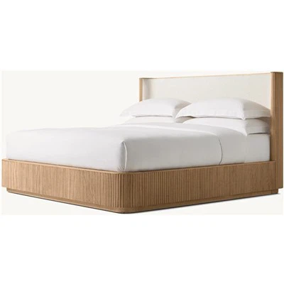 Karalienes izmēra gulta